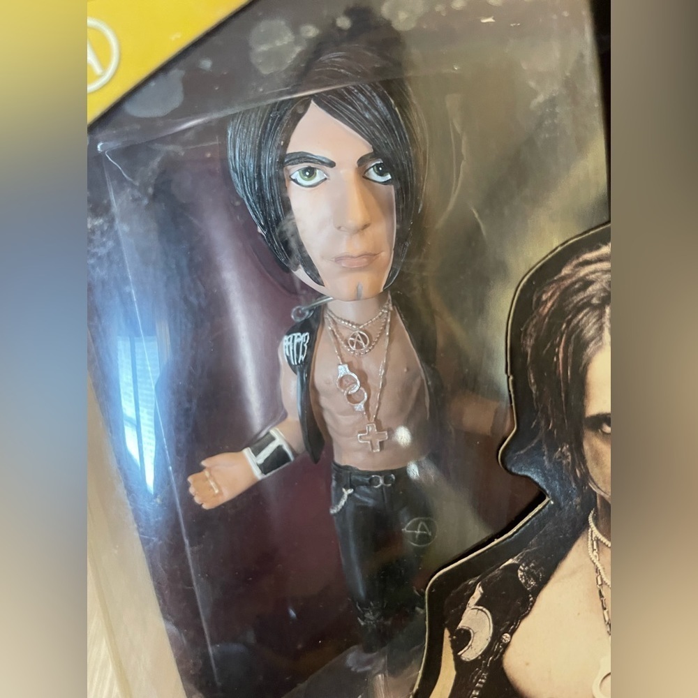 CRISS ANGEL Special Collectors Limited Edition MindFreak BobbleHead in box. - Picture 3 of 3